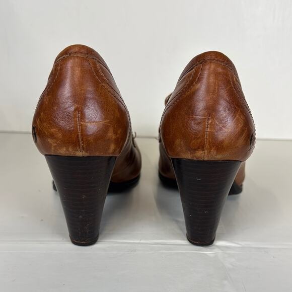 Born Brown Leather Heeled Loafers with Vintage Charm - Picture 8 of 10
